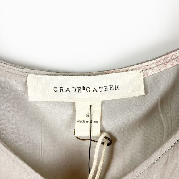 New With Tags Grade & Gather Gray Feather Spaghetti Strap Blouse Womens Sz Small - Picture 6 of 11